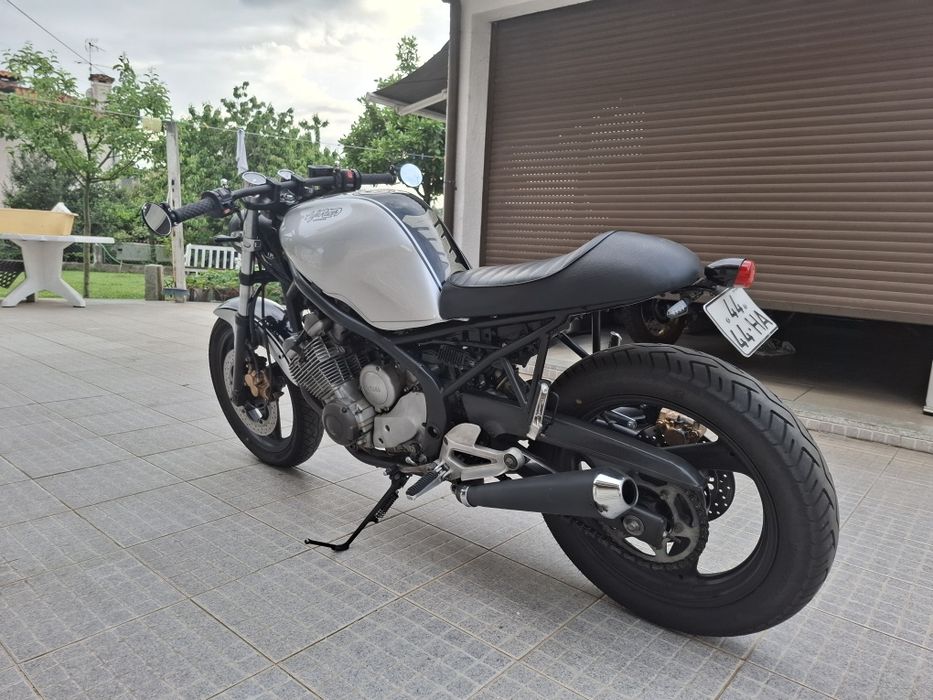 YAMAHA XJ600 de 1996 café racer