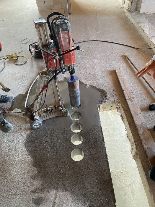 Wiercenie w betonie , Cięcie betonu – Technika diamentowa ( przewierty , odwierty , wiercenie otworów)