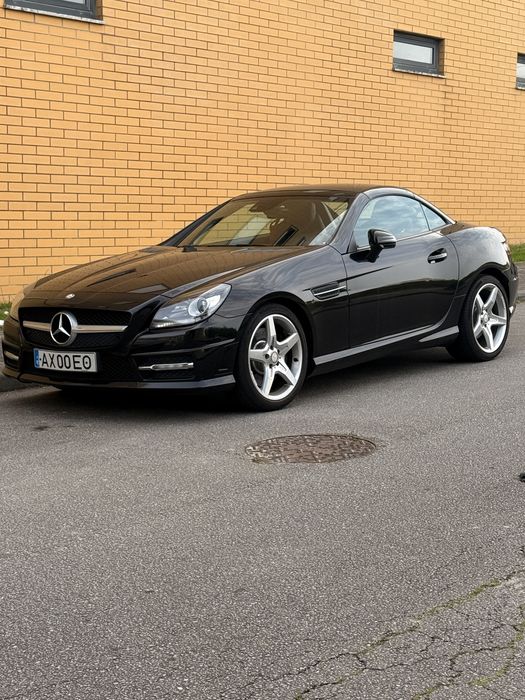Mercedes SLK 250 AMG ( poderei aceitar retoma de moto ou carro)