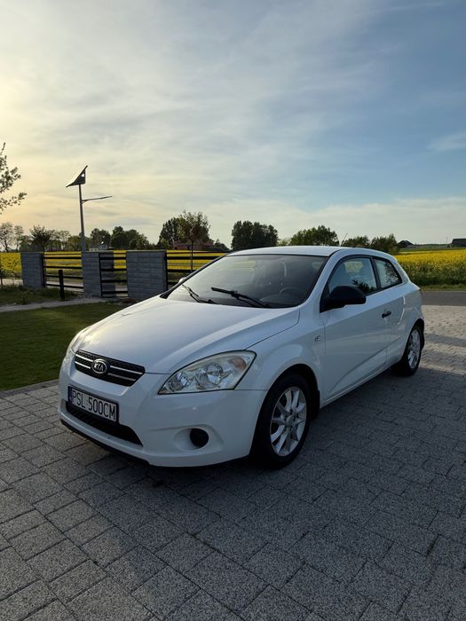 Kia Ceed 500CM 2009r.