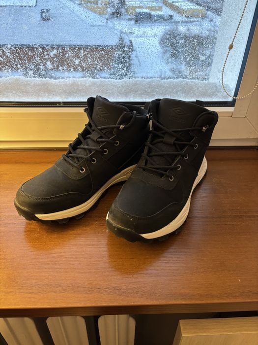 Buty zimowe mękskie umbro rozmiar 44