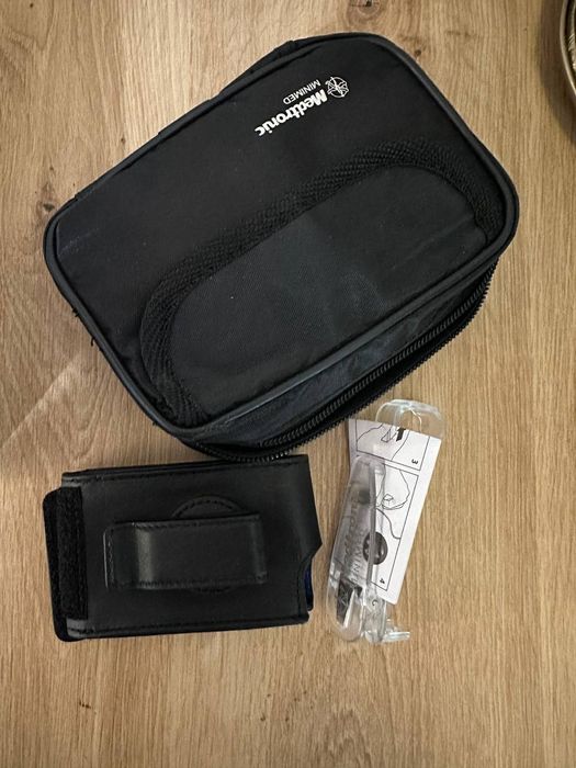 Інсулінова помпа Medtronic Minimed 715
