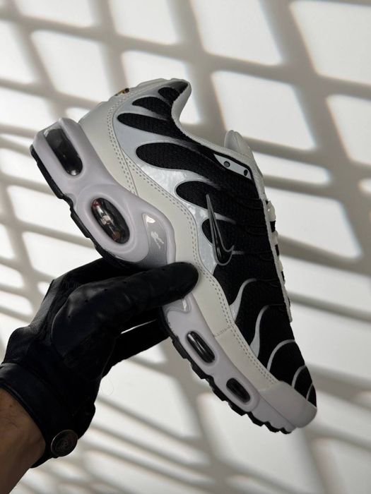 ТОП! Чоловічі кросівки Nike Air Max Plus Tn White Black 41 42 43 44 45 46