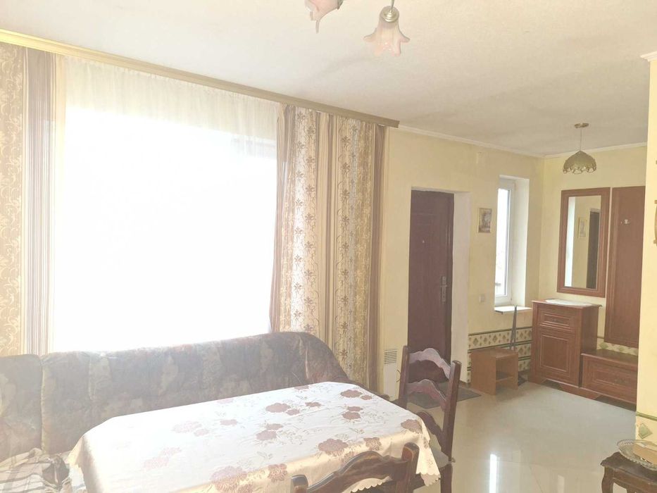 Сдаю  1 ком дом улица Монтажников 1 рн Голосеевский