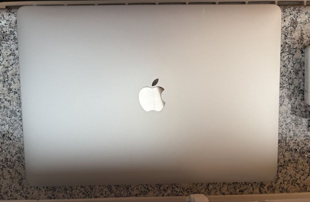 MacBook Pro 13” 2018 A1989 i5 8GB 256GB Touch Bar - 1299zł do negocjacji
