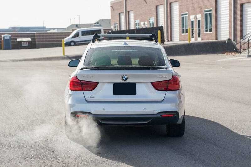 2017 BMW 3 Series GT