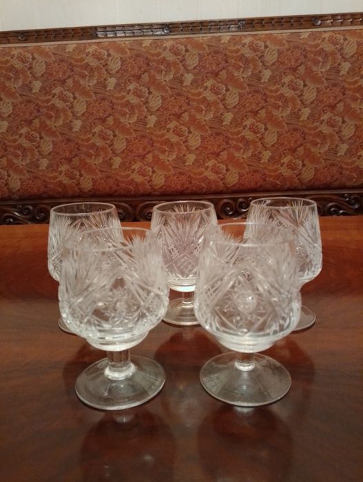 Kieliszki kryształowe koniakówki  Prl