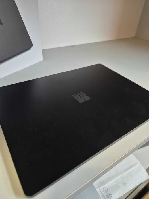 NOWY  surface laptop 4 13.5’ I7 11gen 512ssd 16gb ram 1951 FV