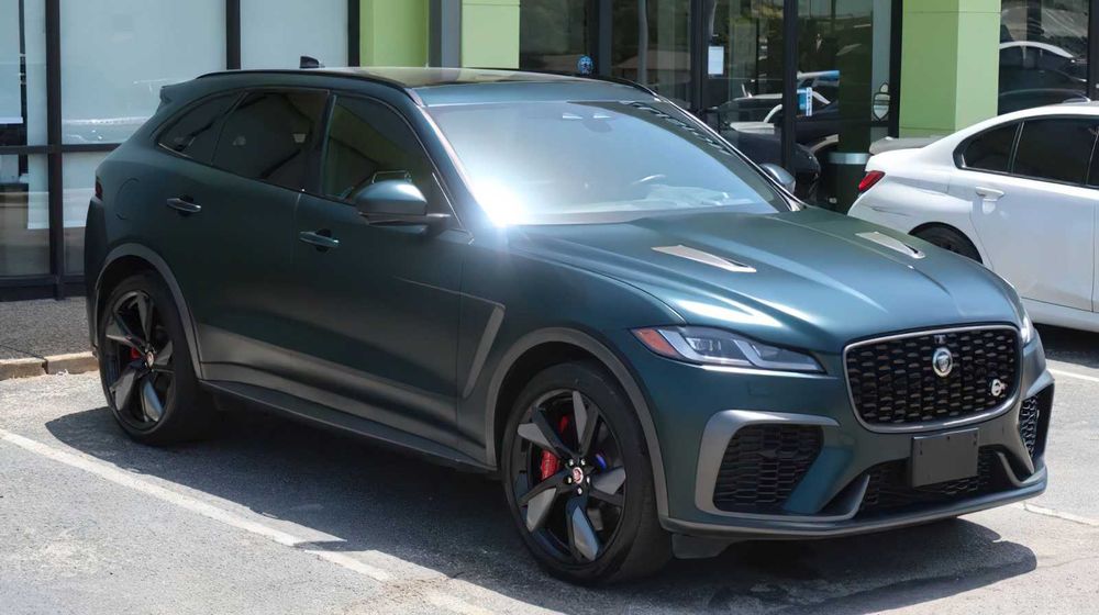Jaguar F-PACE SVR      2022