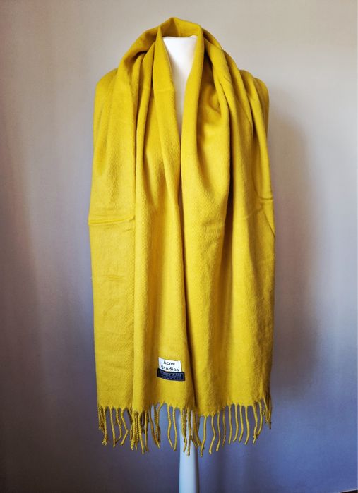 Żółty szal  100% virgin wool 75x200cm