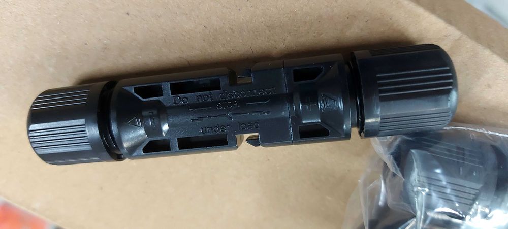 Профіль, та кріплення для сонячних панелей, баластні системи.