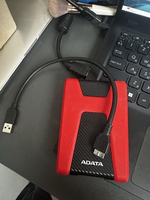 Зовнішні накопичувачі 1Т