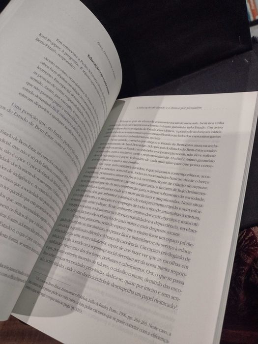 Ética Democracia e Estado - José Manuel Moreira