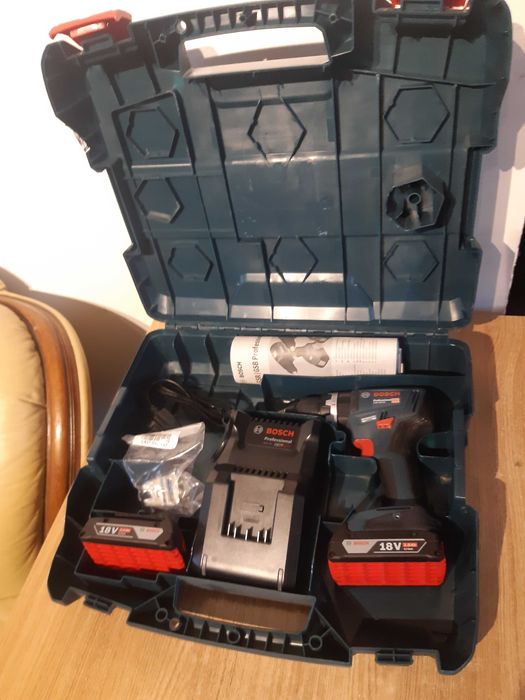 Wiertarko wkrętarka - BOSCH GSB 18V-45