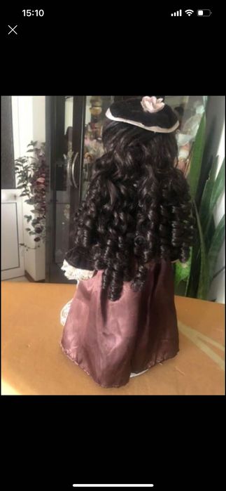 Boneca porcelana 33 cm altura