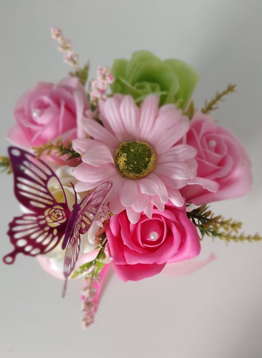 Mydlane kwiaty box Dzień Babci