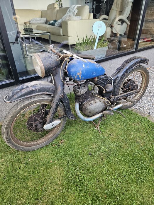 NSU  200  Lux  motocykl