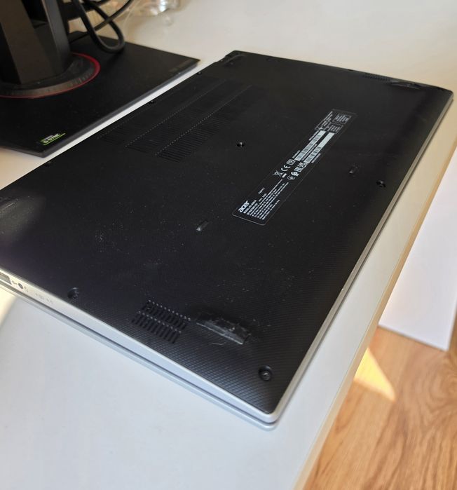 Laptop Acer aspire 3,mx350,Intel 11gen+Gratis