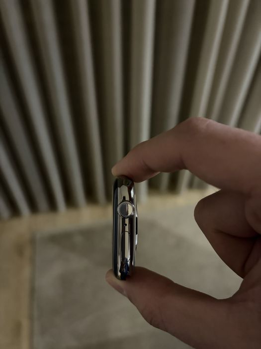 Apple Watch Series 11 Titânio Natural 46mm COMO NOVO