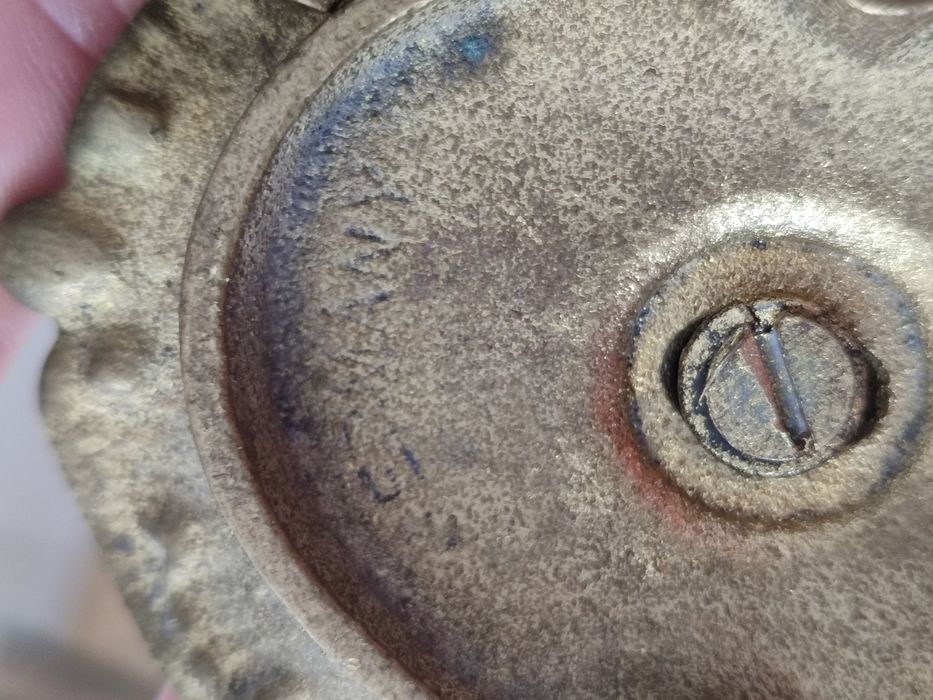 Крючки  с бронзы,гардеробные с дюрали