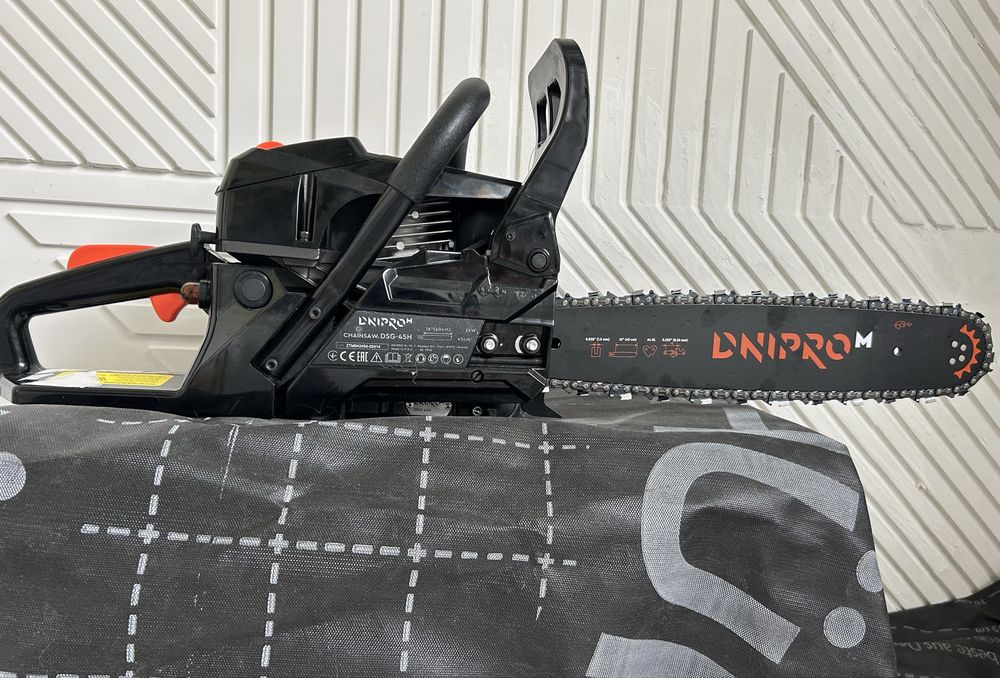 Бензопила ланцюгова Dnipro-M DSG-45H