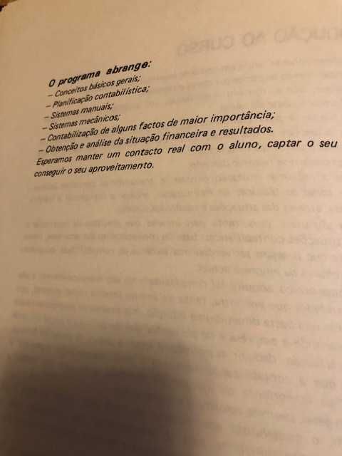 Livros de curso contabilidade geral - 4 volumes.