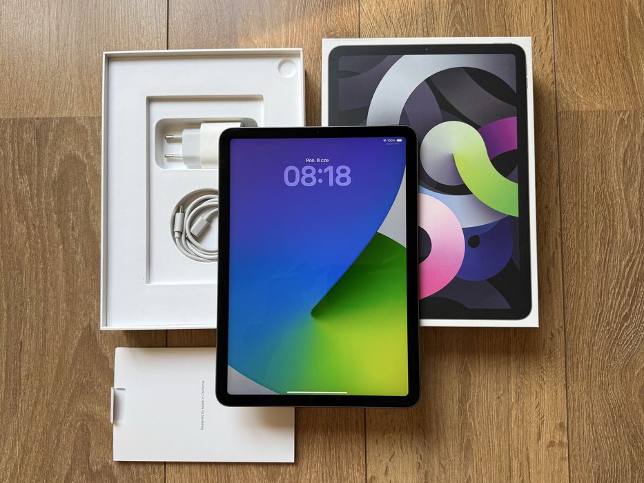 Apple iPad Air 4 Gen 64GB Wifi