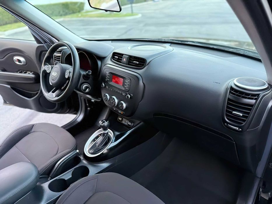 Kia Soul      2015
