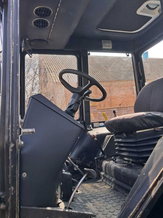 Продам трактор мтз