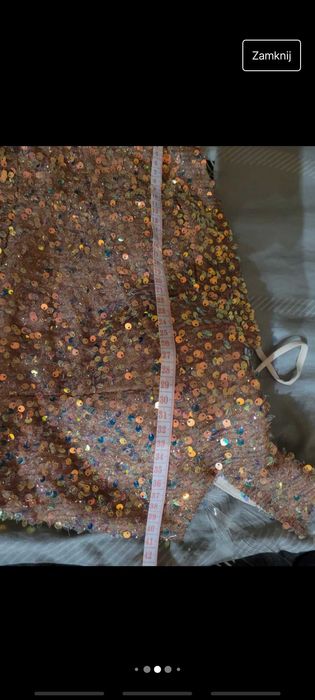 Suknia cekinowa złota