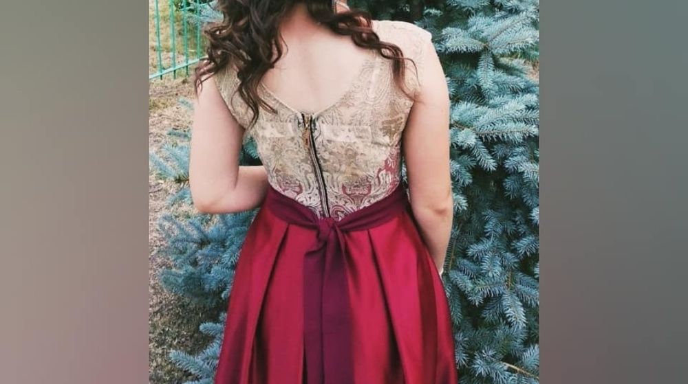 Вечірня сукня, сукня на випускний