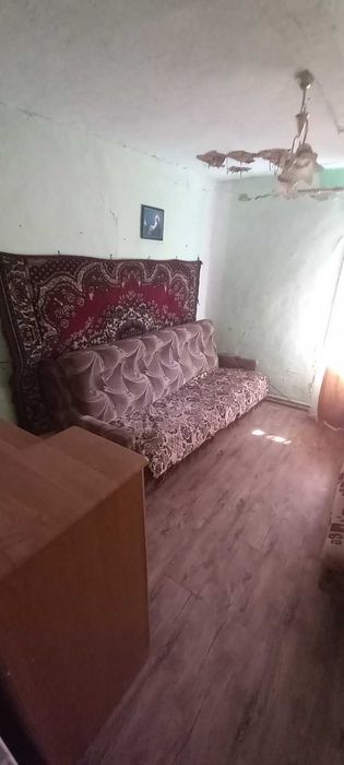 Продаж будинку туалет, ванна та автономне опалення.