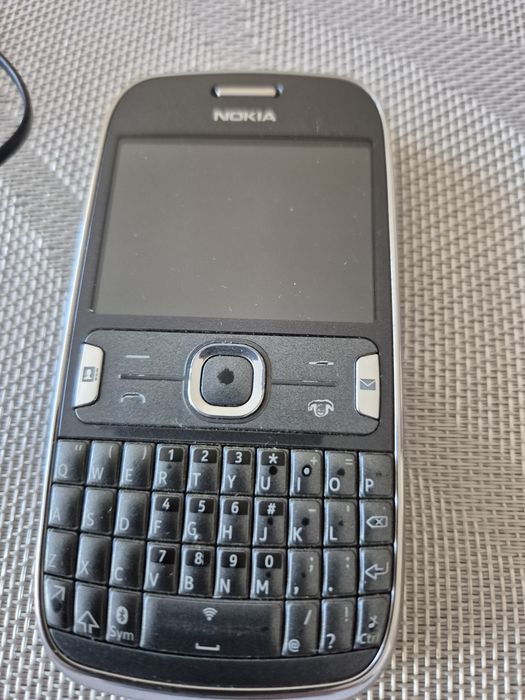 Sprzedam telefon komórkowy Nokia.