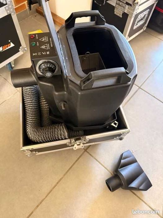 ALUGUER DE MÁQUINA DE FUMO BAIXO com comsumível