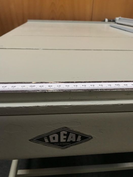 Guilhotina Cisalha de papel e cartão - marca IDEAL - encadernação