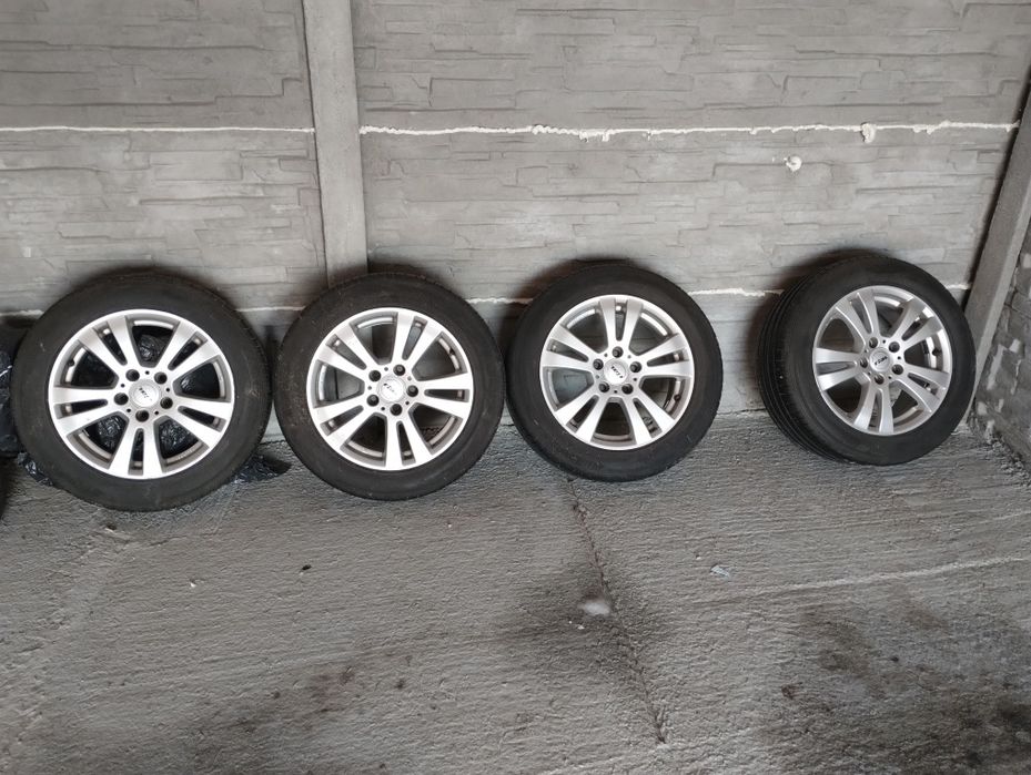 Opony letnie na alufelgach 205/55/R16 komplet