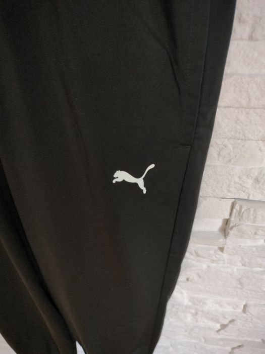Spodnie dresowe Puma rozmiar 152
Stan bdb