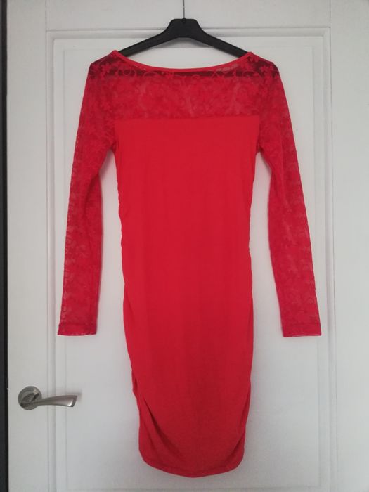 Czerwona sukienka koronka S