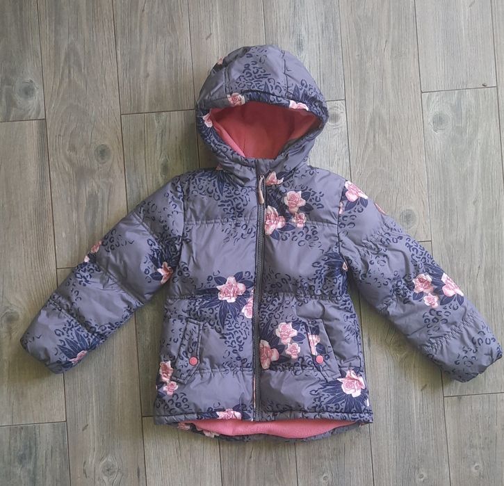 Куртки зимові та осінь-весна для дівчинки