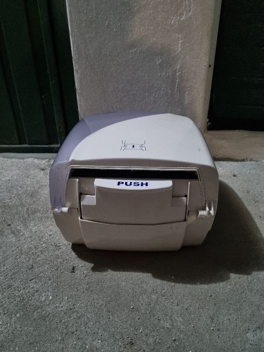 Dispensador de papel Lucart Identity