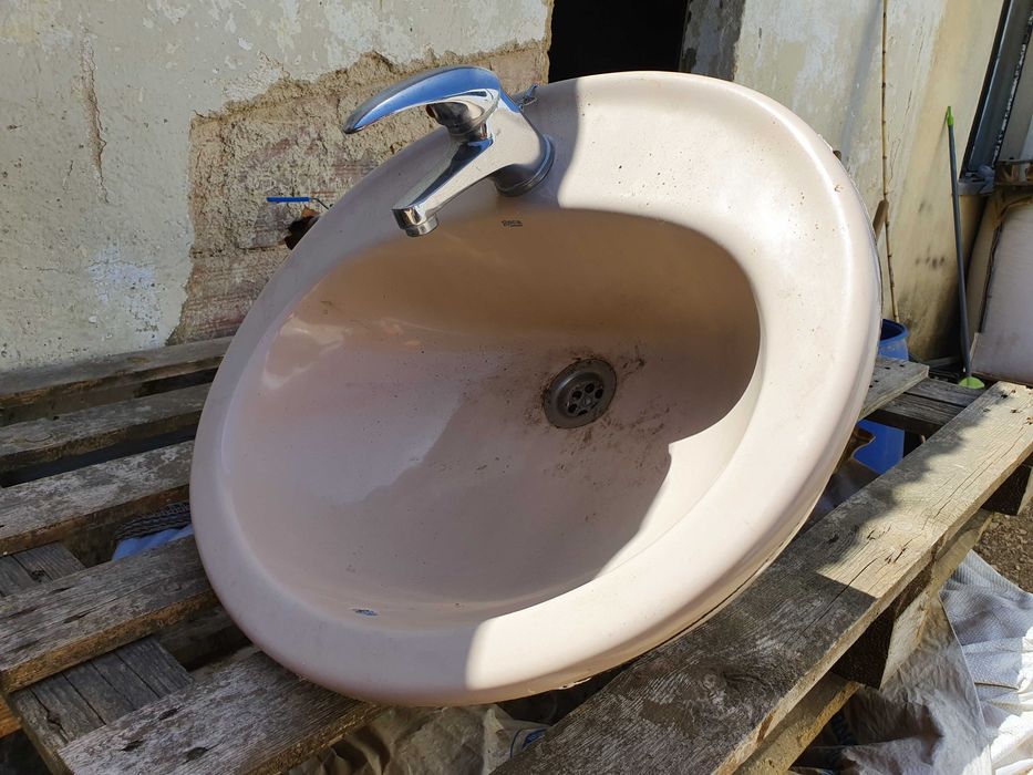 Lavatório Roca C/Torneira e Pedra