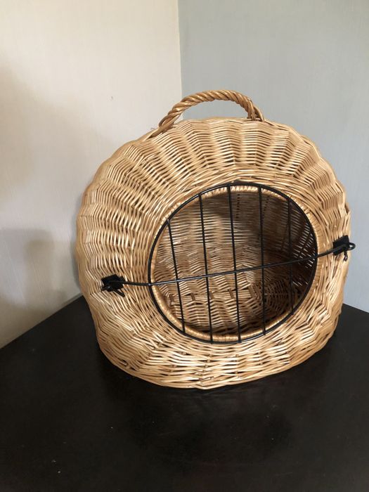 Хатка-переноска для кота