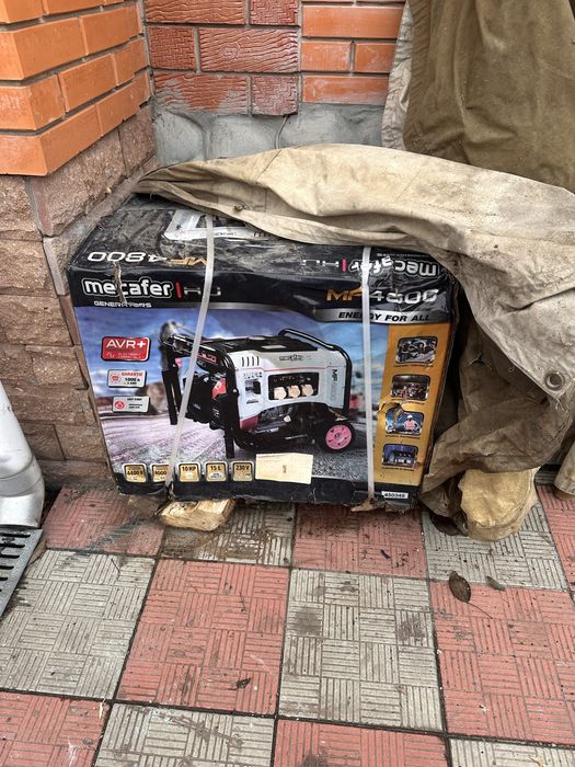 Продам генератор.  mekaferMF4800