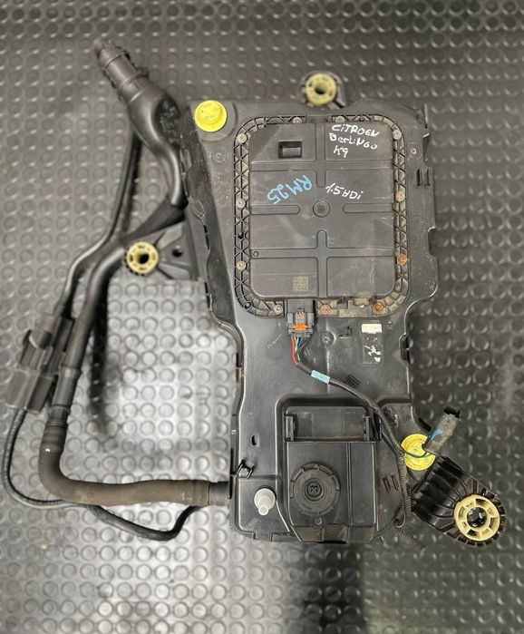 Depósito de ADBlue Citroen Berlingo K9 1.5HDI (2020)