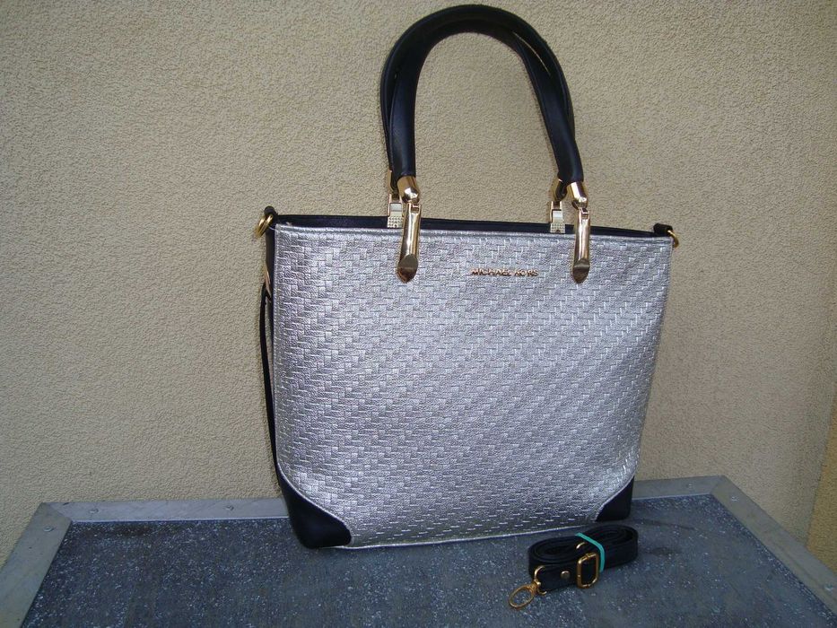 torebka elegancka   Michael Kors -  perłowo-szara nowa Okazja