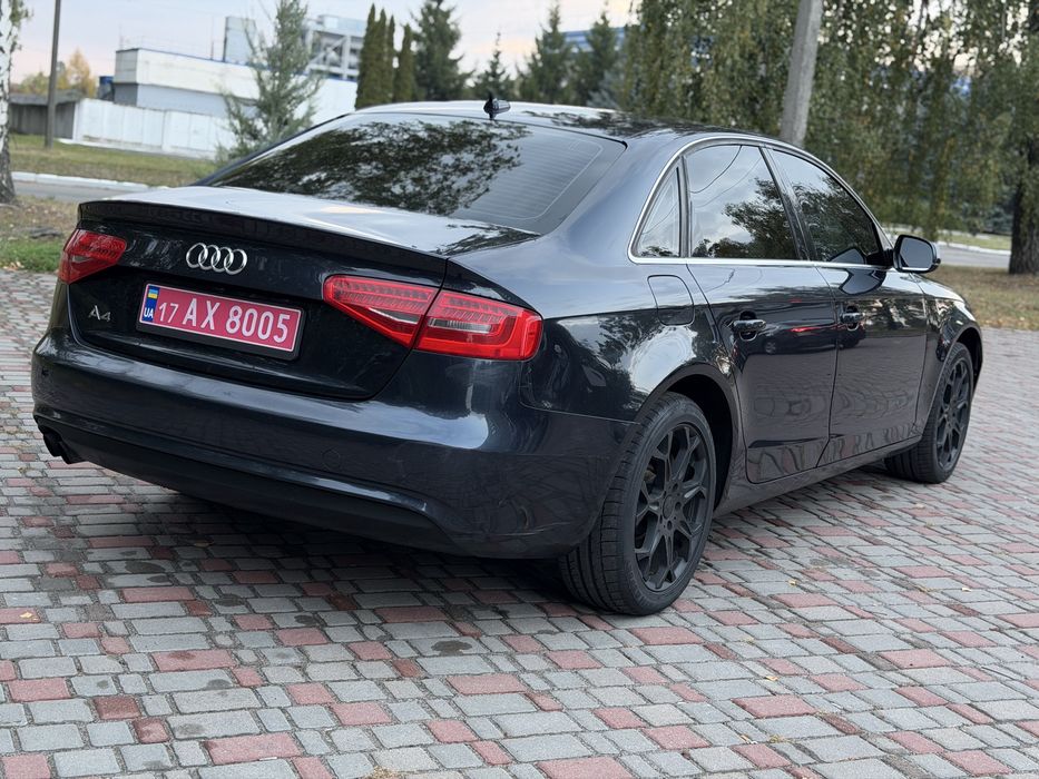 Продам Audi a4b8