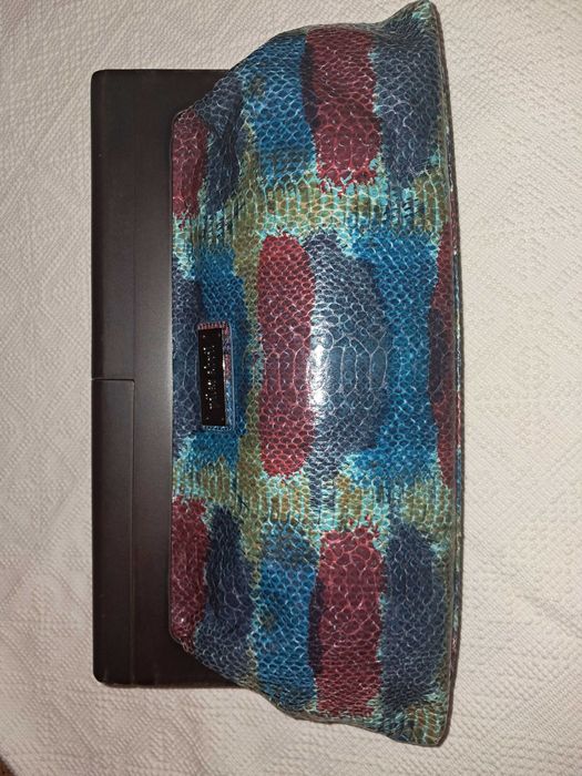 'Pouchet' colorida nova