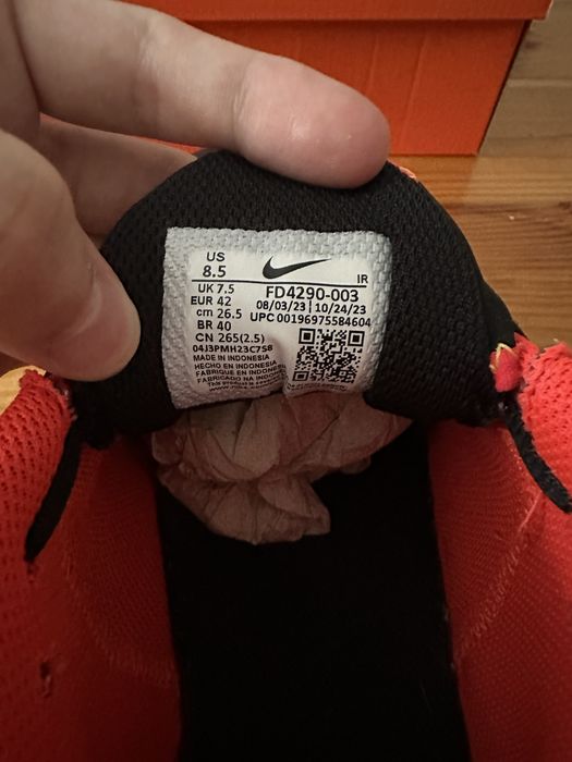 Оригінальні Nike Air Max Plus Drift, Nike tn