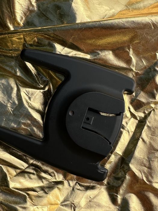 Штатив для камери