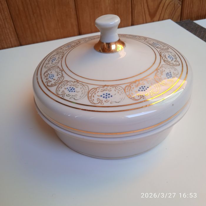 Маслёнка . Довбыш. Тарелки . Венгрия.